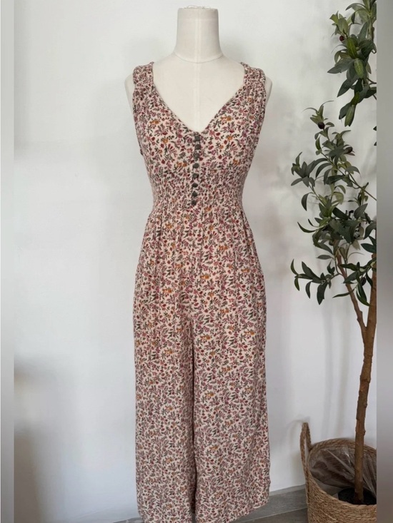 American Eagle Outfitters Pants - American Eagle Outfitters Blush Floral V-Neck Wide-Leg Jumpsuit